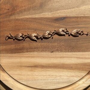Leaf Vine Bracelet in Antique Copper Tone